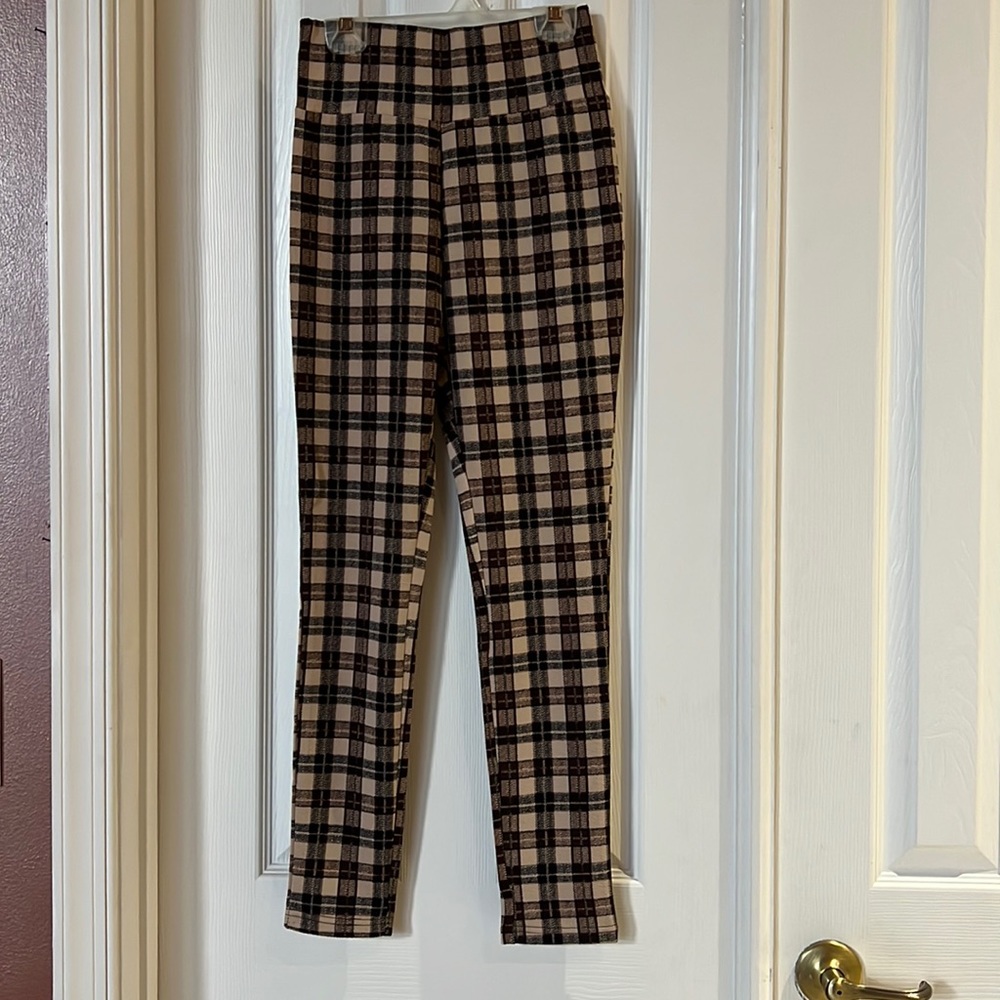 Shein plaid leggings. Never worn